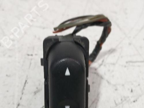 Used Left rear window switch LAND ROVER FREELANDER I (L314) 2.0 Td4 4x4 (109 hp) 33163497