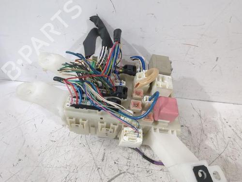 Used Fuse box Fuse box TOYOTA AURIS (_E15_) 1.6 (ZRE151_, ZRE151R) (124 hp) 33735032 33735032