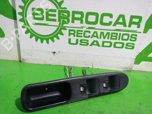 Used Left front window switch Left front window switch PEUGEOT 307 (3A/C) [2000-2012] 31676379 31676379