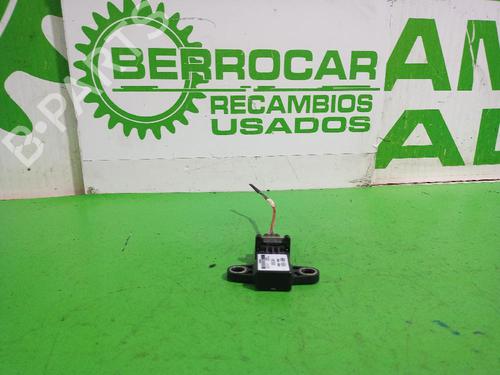 Used Electronic sensor KIA SORENTO I (JC) 2.5 CRDi (170 hp) 31551626