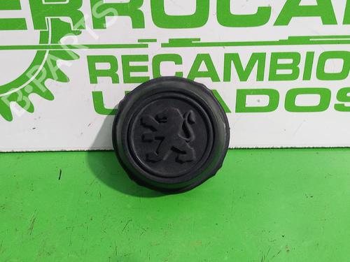 Used Hub cap Hub cap PEUGEOT PARTNER Box Body/MPV (5_, G_) 1.9 D (69 hp) 31543777 31543777
