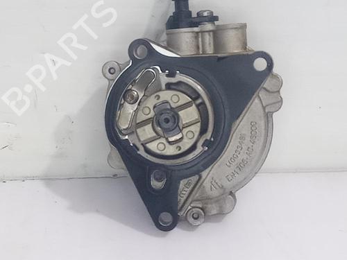 Used Vacuum pump PEUGEOT 308 SW II (LC_, LJ_, LR_, LX_, L4_) 1.2 THP 110 (110 hp) 31558135