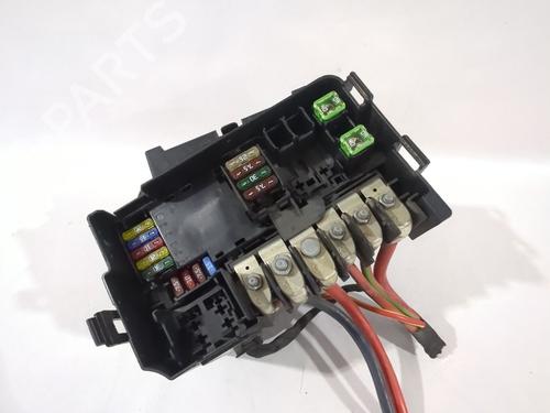Used Fuse box Fuse box 38865197 38865197