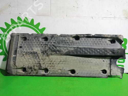 Used Underbody protection Underbody protection VW GOLF VI (5K1) 1.6 TDI (105 hp) 31553753 31553753