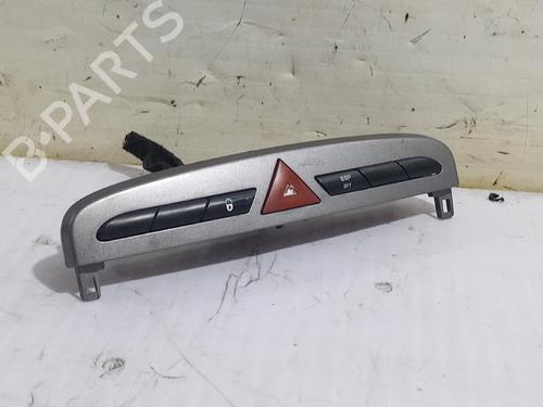 Used Warning switch PEUGEOT 308 SW I (4E_, 4H_) 1.6 HDi (112 hp) 31561070