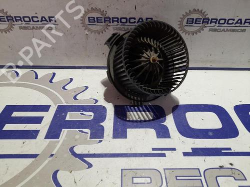 Varmeblæser OPEL ZAFIRA / ZAFIRA FAMILY B (A05) [2005-2019]  31673051