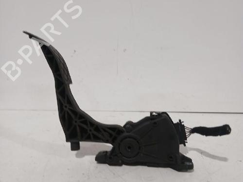 Pedale Pedale VW POLO IV (9N_, 9A_) 1.9 SDI (64 hp) 31568726 31568726