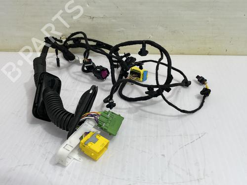 Used Wiring harness Wiring harness 39105449 39105449