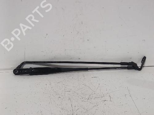 Used Front windshield wiper arm Front windshield wiper arm PEUGEOT 107 (PM_, PN_) 1.4 HDi (54 hp) 33746943 33746943