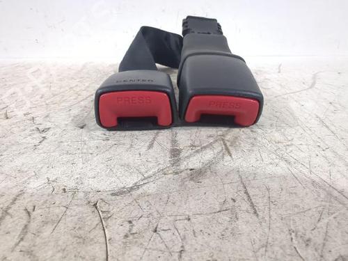 Used Seat buckle TOYOTA AURIS (_E15_) 1.6 (ZRE151_, ZRE151R) (124 hp) 31566650