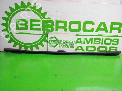 Used Roof bar KIA SORENTO I (JC) 2.5 CRDi (170 hp) 31551674