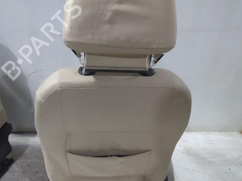 Right front seat SKODA FABIA II Combi (545) 1.2 TSI | BP38864044C16 - Image 4
