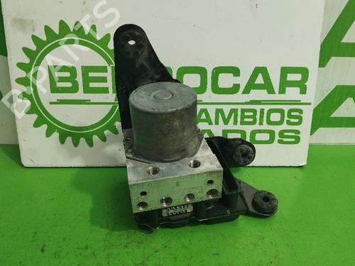 Used ABS pump ABS pump RENAULT MEGANE II Saloon (LM0/1_) 1.5 dCi (LM1E) (106 hp) 31545548 31545548
