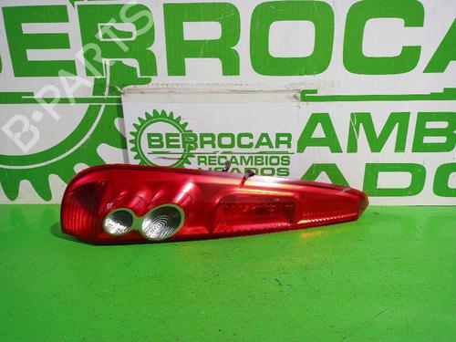 Used Left taillight FORD FIESTA V (JH_, JD_) 1.4 TDCi (68 hp) 31553003