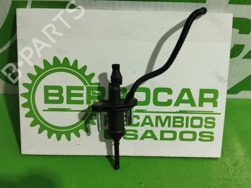 Used Clutch slave cylinder Clutch slave cylinder OPEL INSIGNIA A Saloon (G09) 2.0 CDTI (69) (131 hp) 31543591 31543591