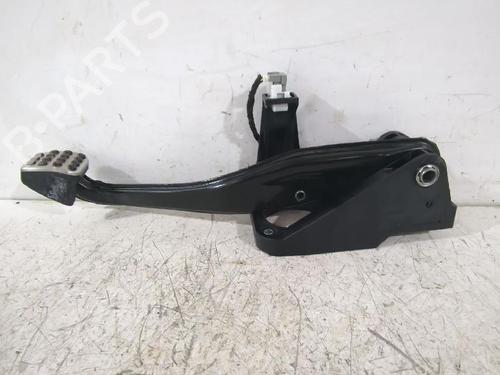 Used Break pedal Break pedal MERCEDES-BENZ B-CLASS Sports Tourer (W246, W242) B 180 CDI / d (246.212) (109 hp) 31567552 31567552