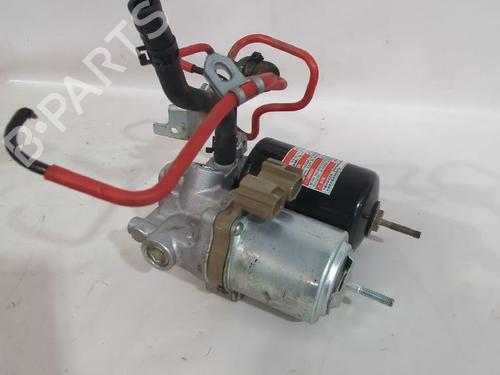 Used Brake master cylinder Brake master cylinder TOYOTA YARIS (_P13_) 1.5 (NSP131_) (112 hp) 33747105 33747105