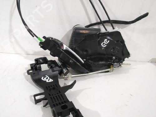 Used Front right lock TOYOTA YARIS (_P13_) 1.5 (NSP131_) (112 hp) 31562888