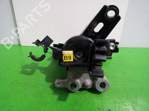 Engine mount TOYOTA AURIS (_E18_) 1.8 Hybrid (ZWE186_, ZWE186R) | BP31554487M89