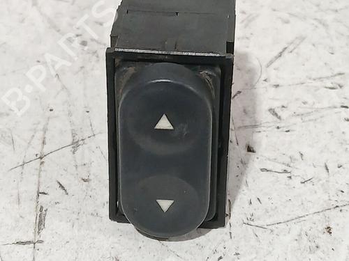 Used Right front window switch Right front window switch 38866042 38866042