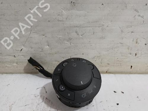 Used Headlight switch OPEL CORSA D (S07) 1.3 CDTI (L08, L68) (75 hp) 31563581