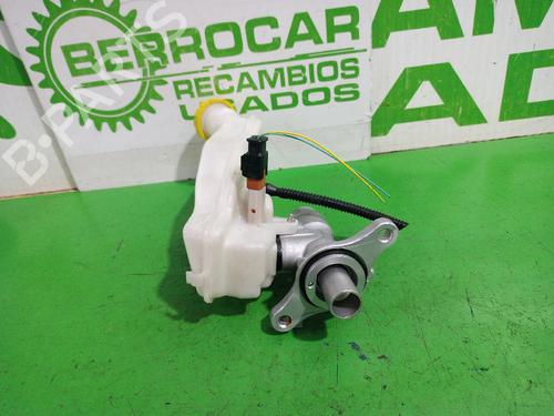 Brake master cylinder PEUGEOT 2008 I (CU_) | BP31676961M77