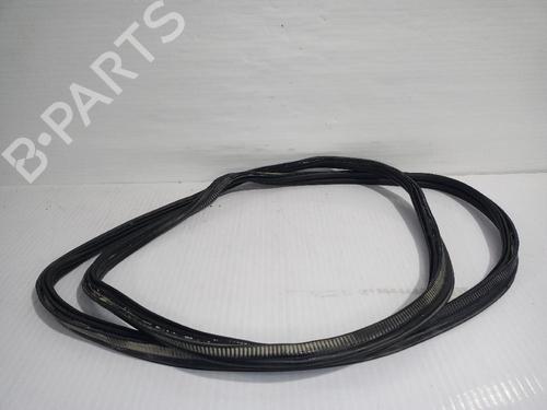 Used Rubber door seal JAGUAR E-PACE (X540) 2.0 D150 AWD (150 hp) 31554990