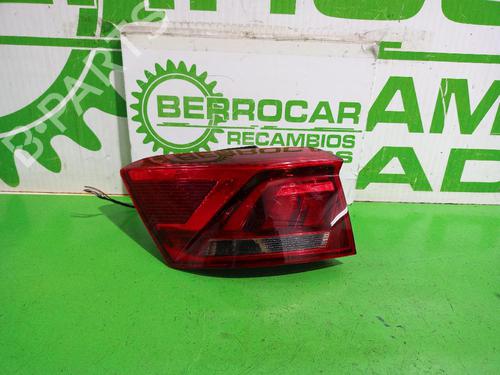 Farolim esquerdo VW T-ROC (A11, D11) 1.0 TSI (110 hp) 31553907