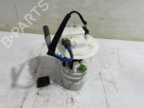 Used Fuel pump OPEL CORSA F (P2JO) 1.2 (68) (101 hp) 31562793