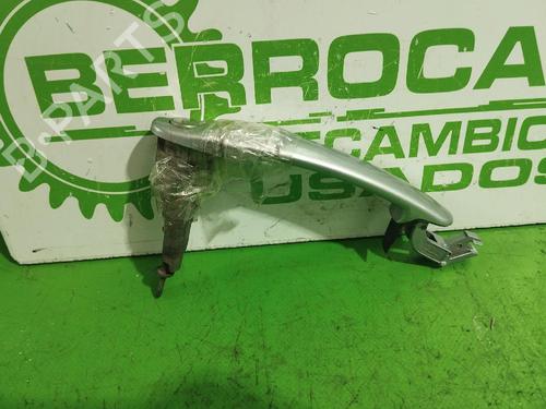 front-left-exterior-door-handle-seat-altea-xl-5p5-5p8-2006-2007-2008-2009-2010-2011-2012-2013-2014-2015-31546505 main image