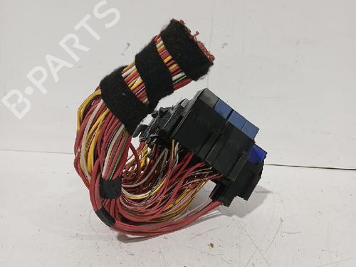 Fuse box SMART FORFOUR Hatchback (453) electric drive / EQ (453.091) | BP32464505E1