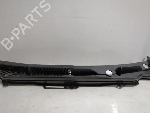 Griglia sotto parabrezza SUZUKI SX4 S-Cross (JY) 1.4 T AllGrip (AKK414) (140 hp) 32462283