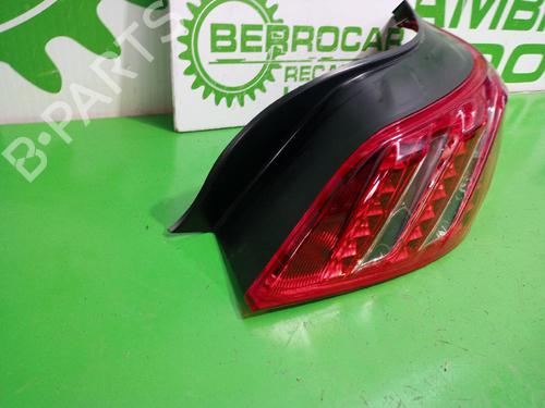 Right taillight PEUGEOT 508 I (8D_) 2.0 HDi | BP31548190C35