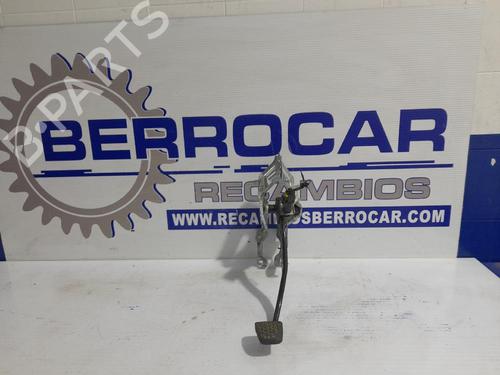 Used Break pedal Break pedal OPEL ZAFIRA A MPV (T98) 2.0 DTI 16V (F75) (101 hp) 31541438 31541438