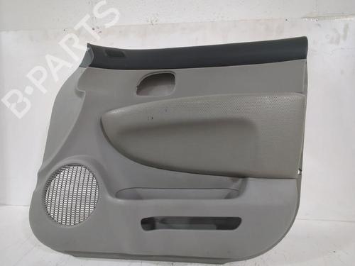 Forreste højre beklædning KIA CARENS III MPV (UN) 2.0 CRDi 140 (140 hp) 31564077