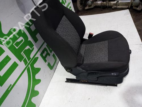 Right front seat SEAT IBIZA III (6L1) 1.9 TDI | BP31553345C16 - Image 5
