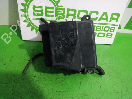 Caixa de fusíveis MAZDA 626 V (GF) 2.0 (GFEP) (136 hp) 31547422