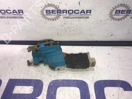 Used Front left lock Front left lock SAAB 9-3 Cabriolet (YS3D) 2.0 Turbo (154 hp) 31570256 31570256