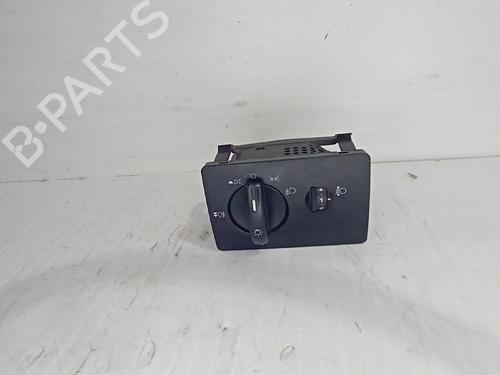 Commande de phare FORD FOCUS I Saloon (DFW) 1.6 16V (100 hp) 31556194