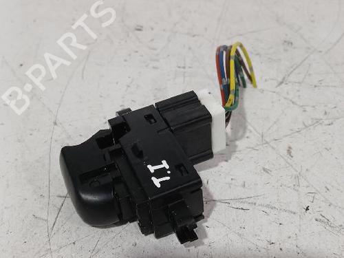 Used Left rear window switch NISSAN JUKE (F15) 1.5 dCi (110 hp) 32489145