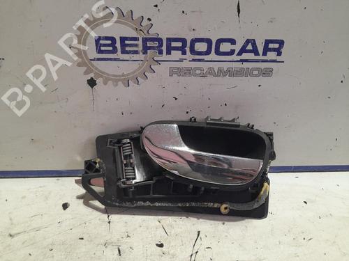 rear-left-interior-door-handle-peugeot-307-3ac-2000-2001-2002-2003-2004-2005-2006-2007-2008-2009-2010-2011-2012-31673113 main image