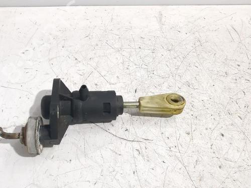 clutch-slave-cylinder-vw-passat-b55-3b3-2000-2001-2002-2003-2004-2005-32464340 main image