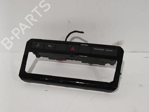 warning-switch-vw-t-cross-c11-d31-2018-31567576 main image