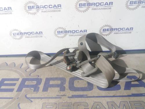 Used Rear left seatbelt Rear left seatbelt KIA SORENTO I (JC) 2.5 CRDi (170 hp) 31569865 31569865