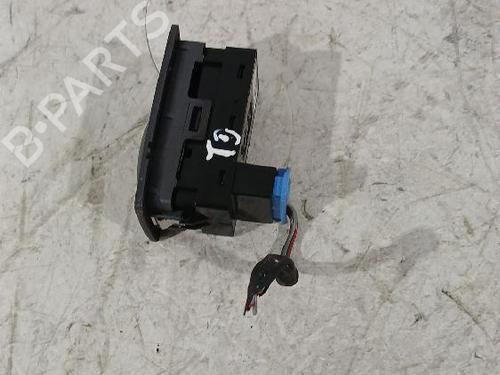 Raamschakelaar rechts achter VW PHAETON (3D1, 3D2, 3D3, 3D4, 3D6, 3D7, 3D8, 3D9) 3.0 V6 TDI 4motion (240 hp) 31567376