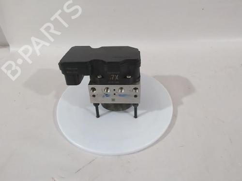 Used ABS pump ABS pump TOYOTA COROLLA Saloon (_E21_) 1.8 VVTi Hybrid (ZWE211) (122 hp) 33747301 33747301