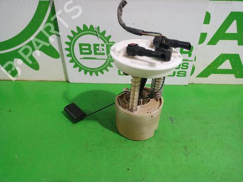 Used Fuel pump Fuel pump FORD FIESTA V Van 1.4 TDCi (68 hp) 31549641 31549641