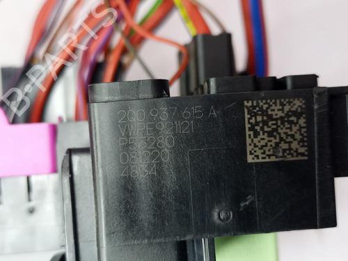 Fuse box SEAT ARONA (KJ7, KJP) 1.0 TSI | BP31556431E1