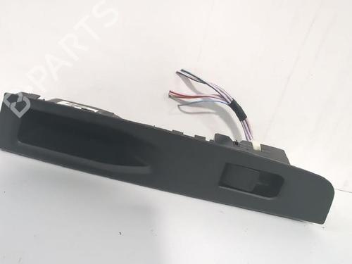 left-rear-window-switch-toyota-yaris-_p13_-2010-2011-2012-2013-2014-2015-2016-2017-2018-2019-2020-31562867 main image