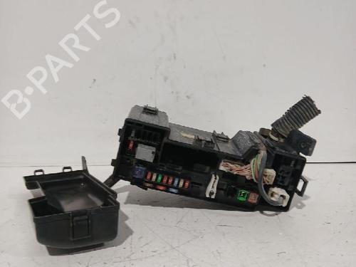 Used Fuse box Fuse box PEUGEOT 107 (PM_, PN_) 1.4 HDi (54 hp) 32465331 32465331